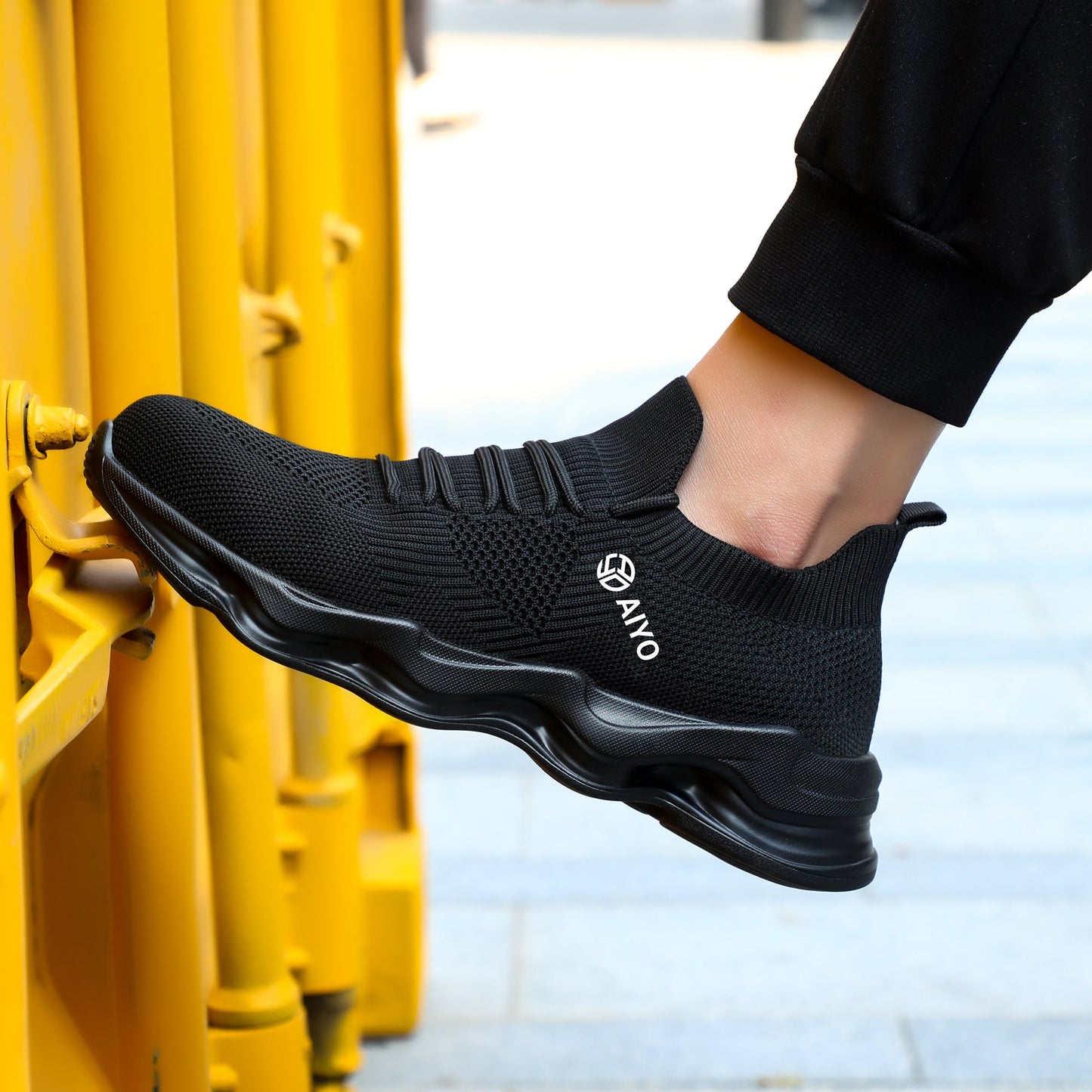 Safety Trainers Safety Shoes Unisex Mercury AY603 safety shoes SHOE & GLOVE COMPANY LTD  
