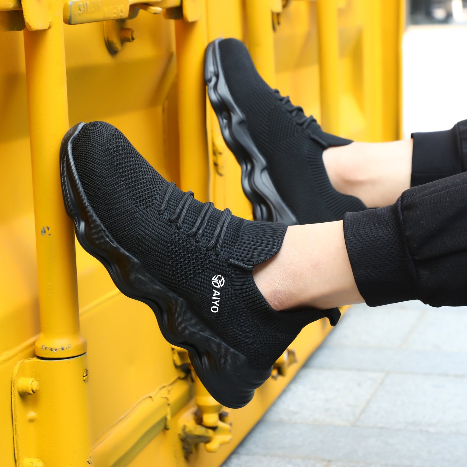 Safety Trainers Safety Shoes Unisex Mercury AY603 safety shoes SHOE & GLOVE COMPANY LTD  